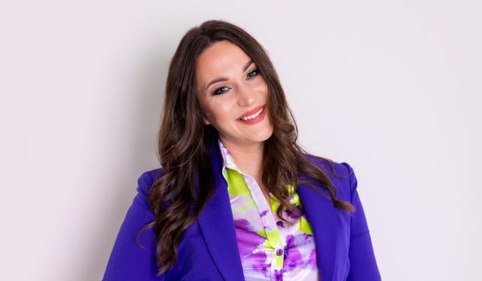 Falásroham, túlevés és érzelmi evés az ünnepek során - beszélgetés Keszthelyi Annával